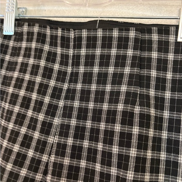 Women’s plaid bell bottom pants - Picture 2 of 4